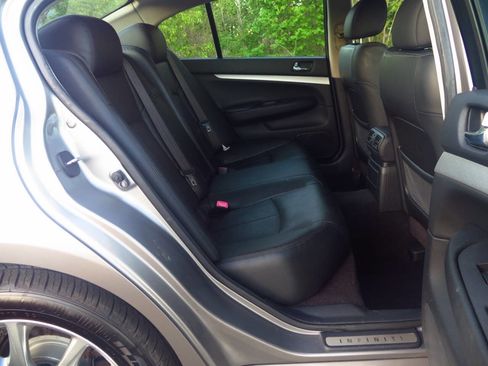 Used 2009 INFINITI G37 x Sedan w/ Premium Pkg AWD/4WD image 17