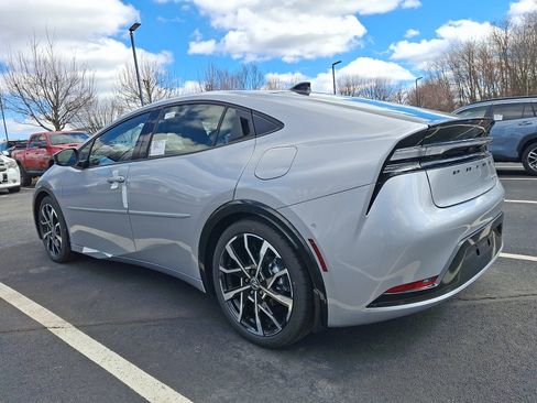 New 2026 Toyota Prius XSE Premium image 3