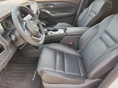 Used 2023 Nissan Rogue SL w/ SL Premium Package FWD image 10