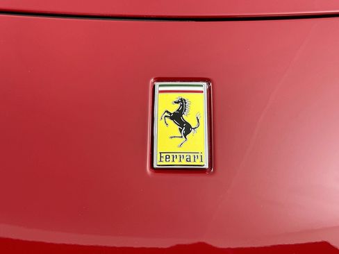 Used 2025 Ferrari Roma Spider RWD image 51