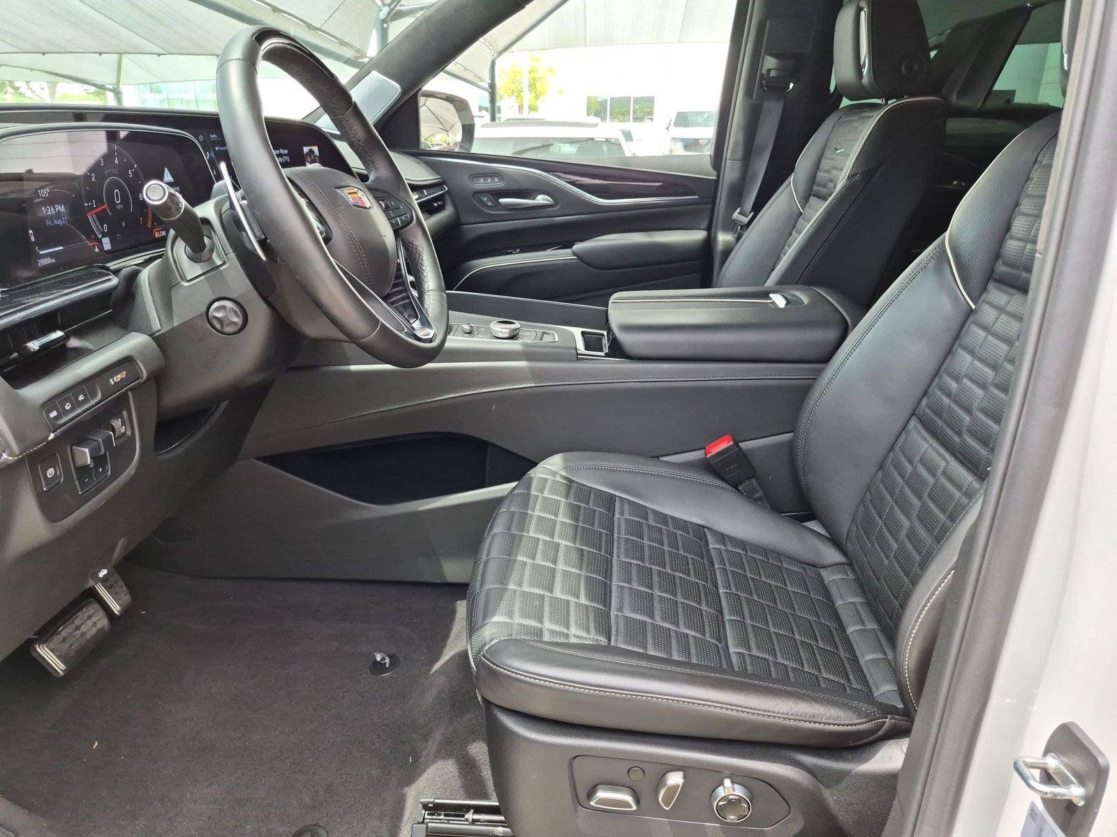 Certified 2024 Cadillac Escalade V w/ LPO, ONYX Package AWD/4WD image 28