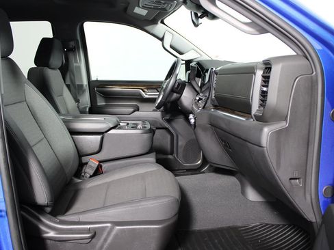 Used 2024 GMC Sierra 1500 Elevation image 18