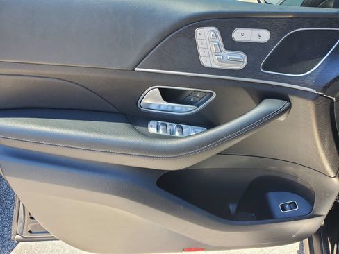 Used 2025 Mercedes-Benz GLE 450 4MATIC image 16