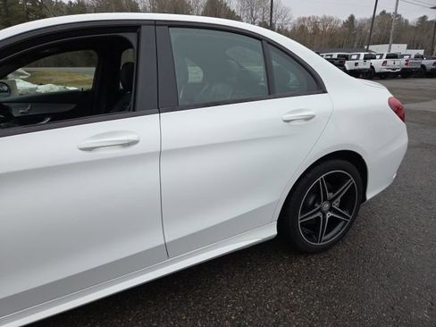 Used 2017 Mercedes-Benz C 300 4MATIC Sedan image 31