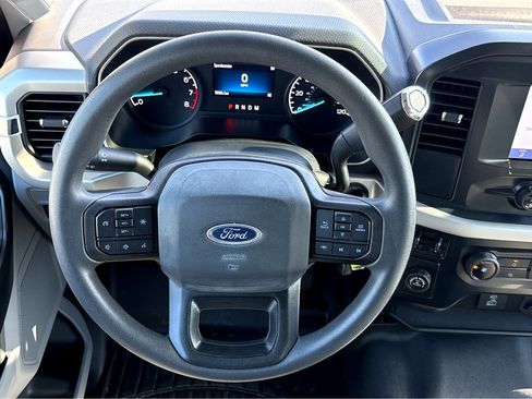 Used 2022 Ford F150 XL w/ Trailer Tow Package image 17