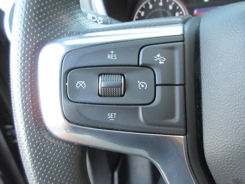 Used 2024 Chevrolet Blazer LT w/ Convenience Package FWD image 24