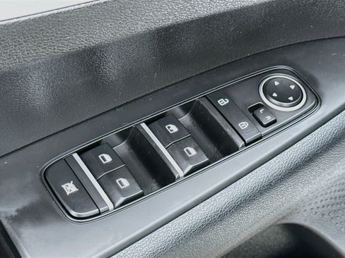 Used 2023 Kia Forte LXS w/ LXS Technology Package FWD image 10
