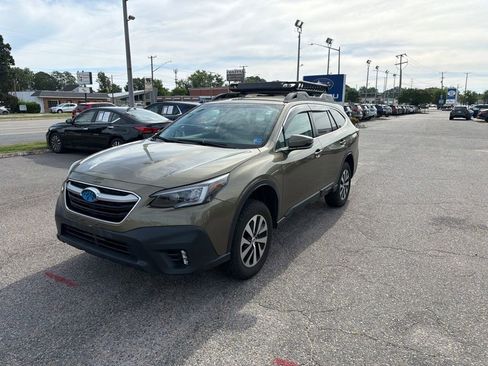 Used 2022 Subaru Outback Premium AWD/4WD image 3