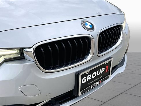 Used 2016 BMW 328i Sedan RWD image 30