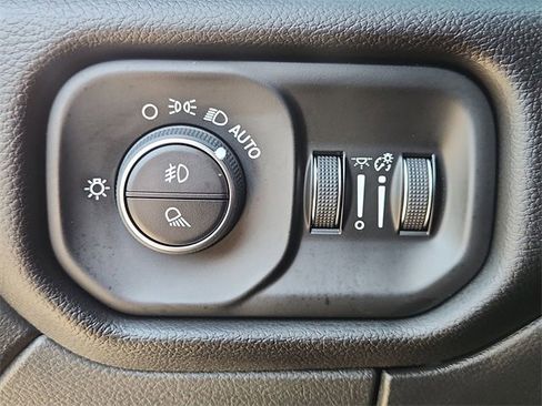 Used 2025 RAM 2500 Laramie w/ Night Edition image 18