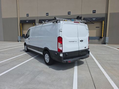 Used 2017 Ford Transit 150 148 Low Roof RWD image 8