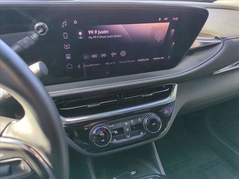 Used 2024 Buick Envista Sport Touring w/ Convenience I Package image 13