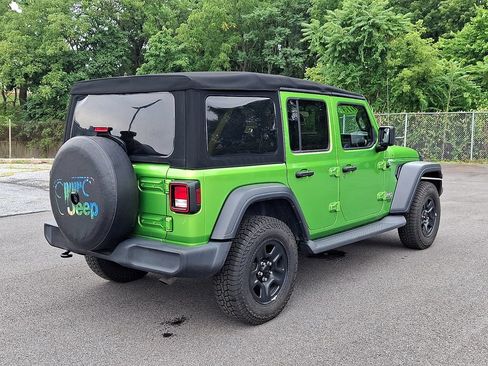 Used 2018 Jeep Wrangler Unlimited Sport S AWD/4WD image 6