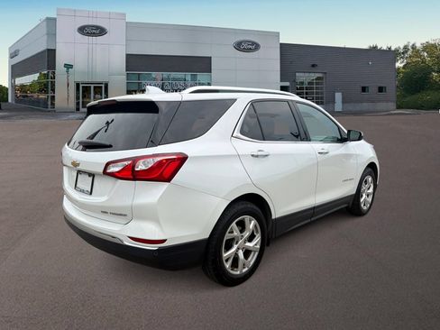 Used 2020 Chevrolet Equinox Premier AWD/4WD image 9