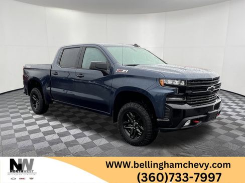 Used 2021 Chevrolet Silverado 1500 LT Trail Boss w/ Convenience Package II image 1