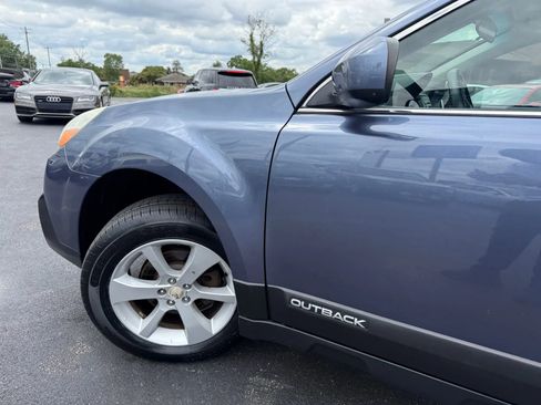 Used 2014 Subaru Outback 2.5i Premium image 41