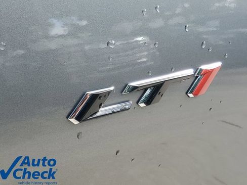 Used 2021 Chevrolet Camaro LT RWD image 8