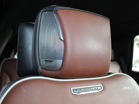 Used 2023 GMC Yukon Denali Ultimate w/ LPO, Floor Liner Package AWD/4WD image 43