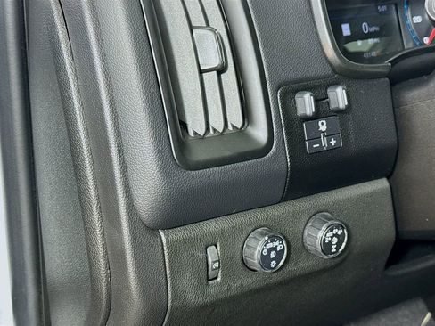 Used 2022 Chevrolet Colorado ZR2 w/ Colorado ZR2 Bison Edition image 10