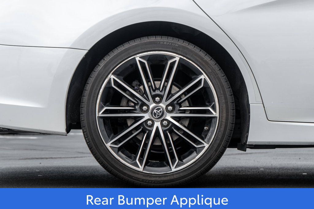 Used 2019 Toyota Avalon XSE w/ All Weather Liner Package FWD image 9
