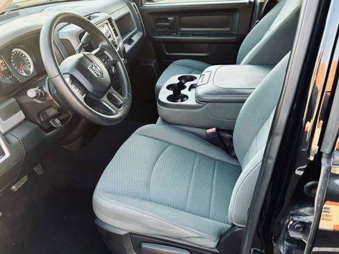 Used 2014 RAM 1500 Express image 24