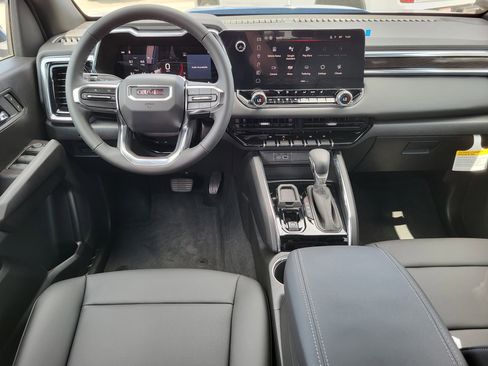 New 2025 GMC Canyon Elevation w/ Convenience Package image 13