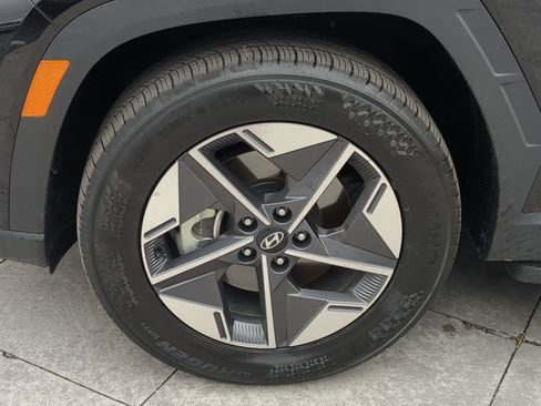 Used 2025 Hyundai Tucson SEL AWD/4WD image 13