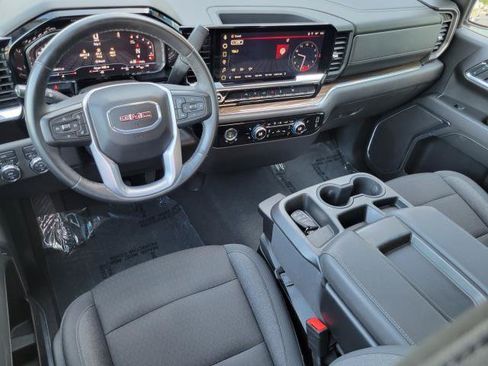 Used 2024 GMC Sierra 1500 Elevation AWD/4WD image 29