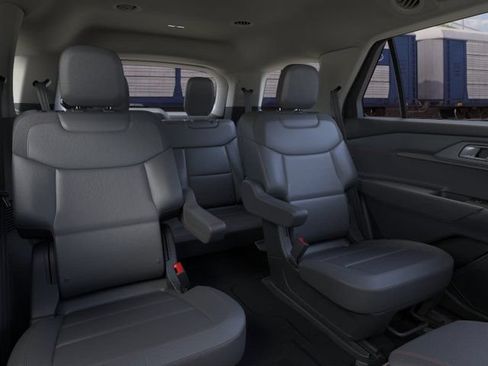 New 2026 Ford Explorer Active w/ Active Comfort Package AWD/4WD image 11