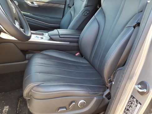 Used 2024 Genesis GV80 2.5T AWD/4WD image 9