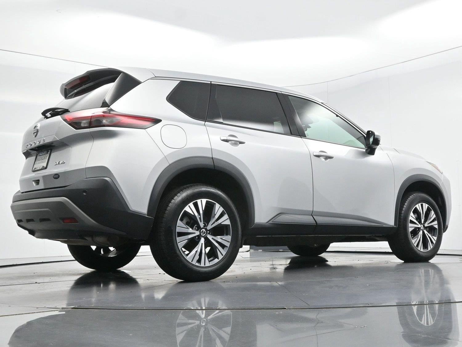 Used 2021 Nissan Rogue SV AWD/4WD image 48