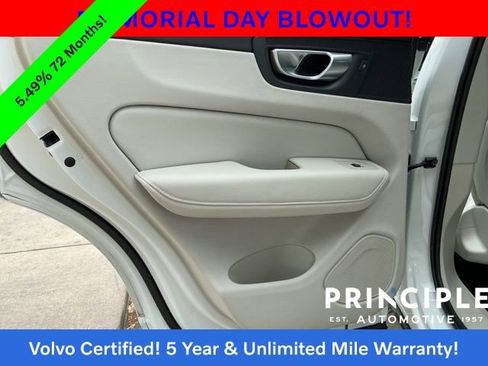 Certified 2023 Volvo XC60 B5 Plus w/ Climate Package AWD/4WD image 33