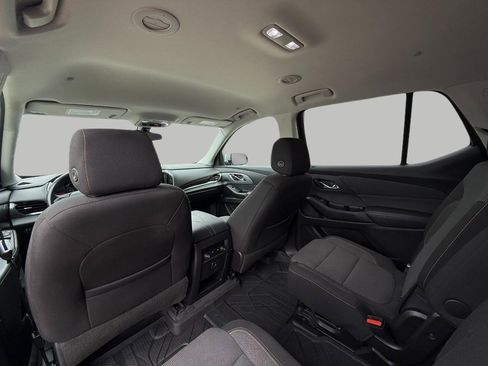 Used 2020 Chevrolet Traverse LT w/ LPO, Floor Liner Package AWD/4WD image 32
