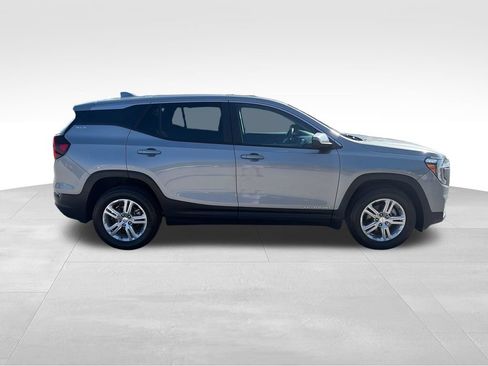 Used 2024 GMC Terrain SLE AWD/4WD image 7