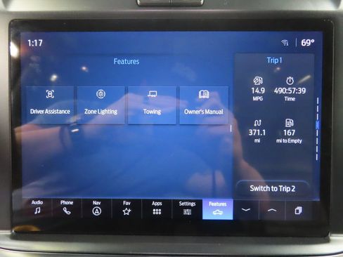 Used 2025 Ford F250 Lariat w/ Black Appearance Package AWD/4WD image 35