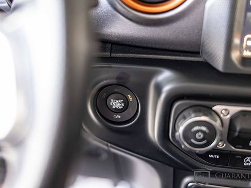 Used 2021 Jeep Gladiator Mojave image 25