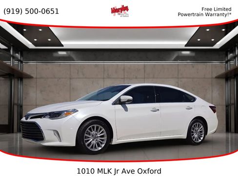 Used 2017 Toyota Avalon XLE Premium image 1
