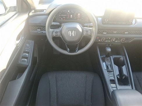 Certified 2023 Honda Accord EX image 11