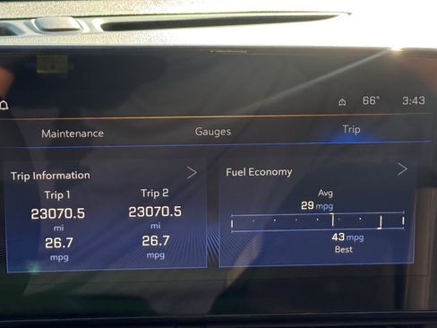 Used 2024 Chevrolet Trax ACTIV w/ Sunroof Package image 23