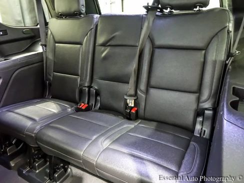 Used 2023 Chevrolet Tahoe LT w/ Luxury Package AWD/4WD image 13