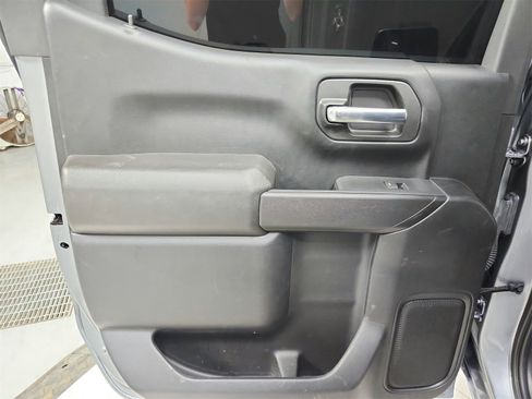 Used 2024 Chevrolet Silverado 1500 Custom image 32