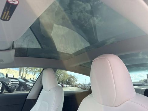 Used 2023 Tesla Model 3 Performance image 26