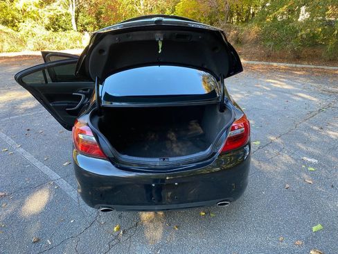 Used 2017 Buick Regal Sport Touring image 38