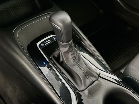 Used 2025 Toyota Corolla Hatchback image 25