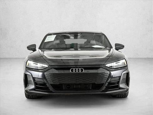 Used 2024 Audi e-tron GT Premium Plus image 2