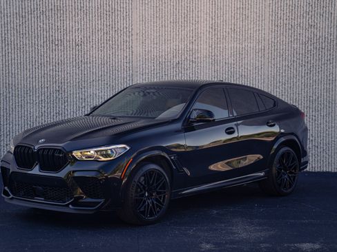 Used 2021 BMW X6 M Competition AWD/4WD image 1
