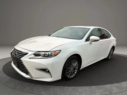 Used 2018 Lexus ES 350 w/ Navigation System Package