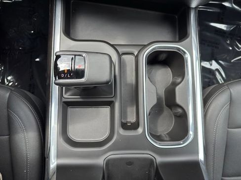 Used 2023 Chevrolet Silverado 1500 LTZ AWD/4WD image 22