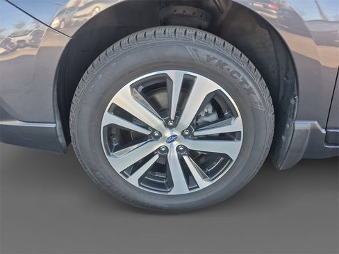 Used 2019 Subaru Outback 2.5i Limited w/ Popular Package #2 image 14