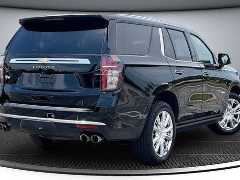 Used 2022 Chevrolet Tahoe High Country AWD/4WD image 6